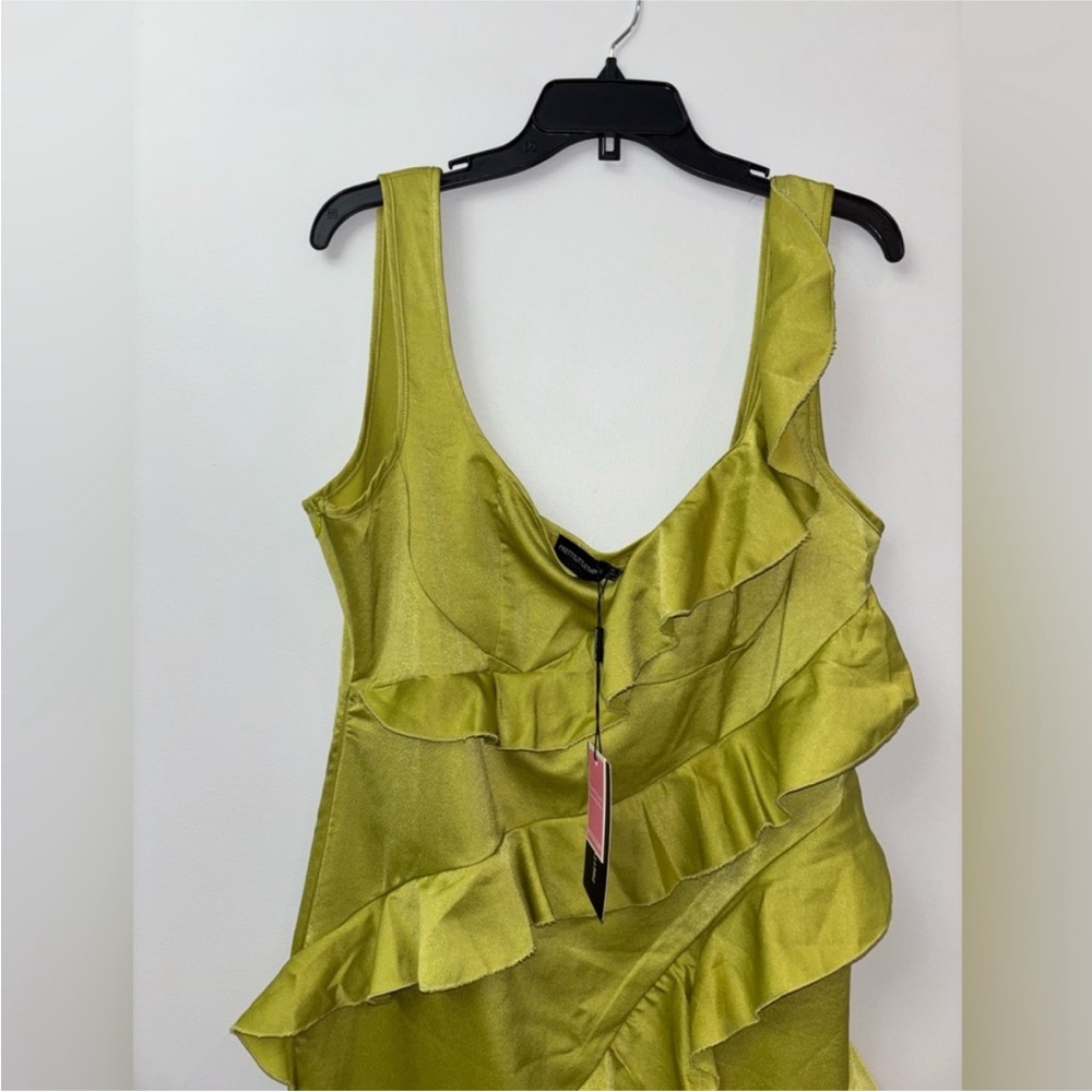 PrettyLittleThing Lime Green Ruffle Midi Dress - Picture 8 of 12